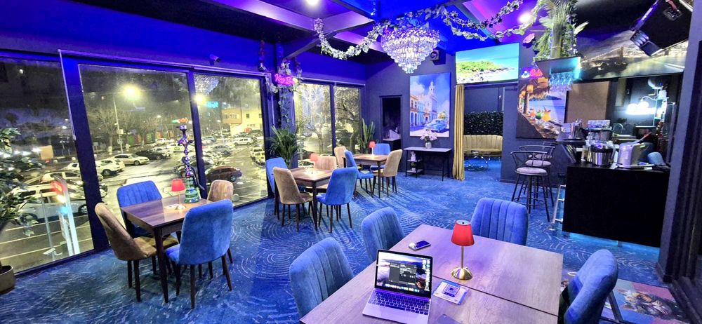 Cafenea/ Bar/ Afacere la cheie/ Spatiu comercial de inchiriat