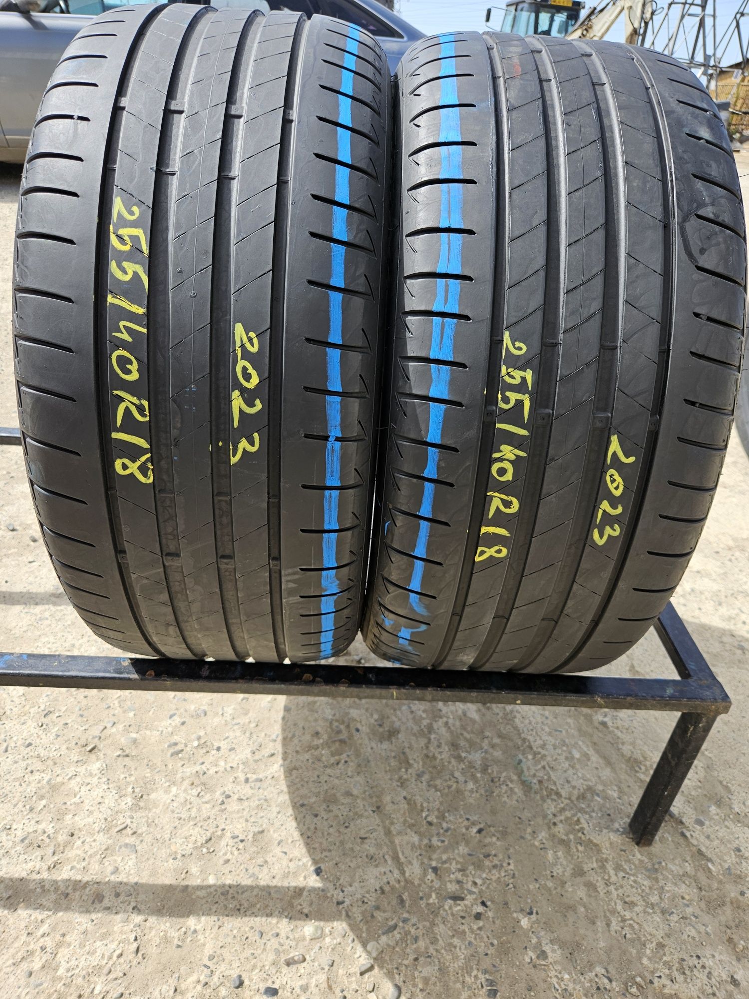 Vând anvelope vară 255/40/18 255/40r18 BRIDGESTONE