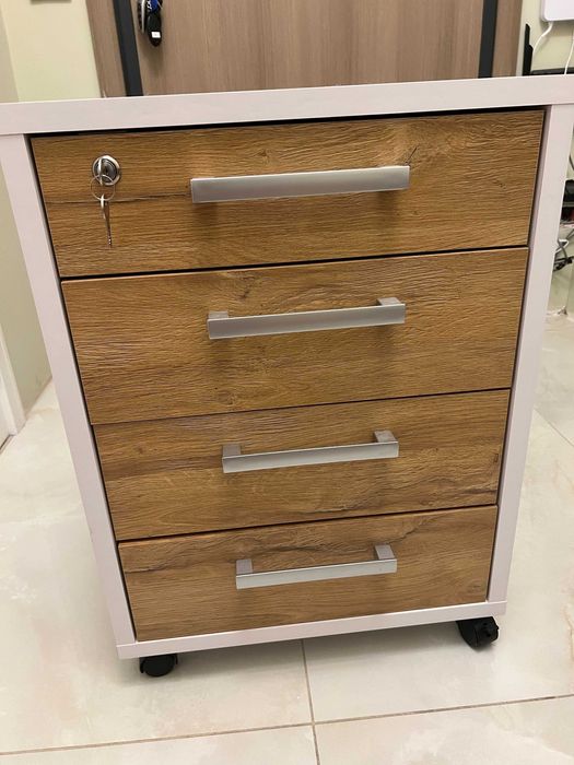 Офис шкаф/контейнер на колелца