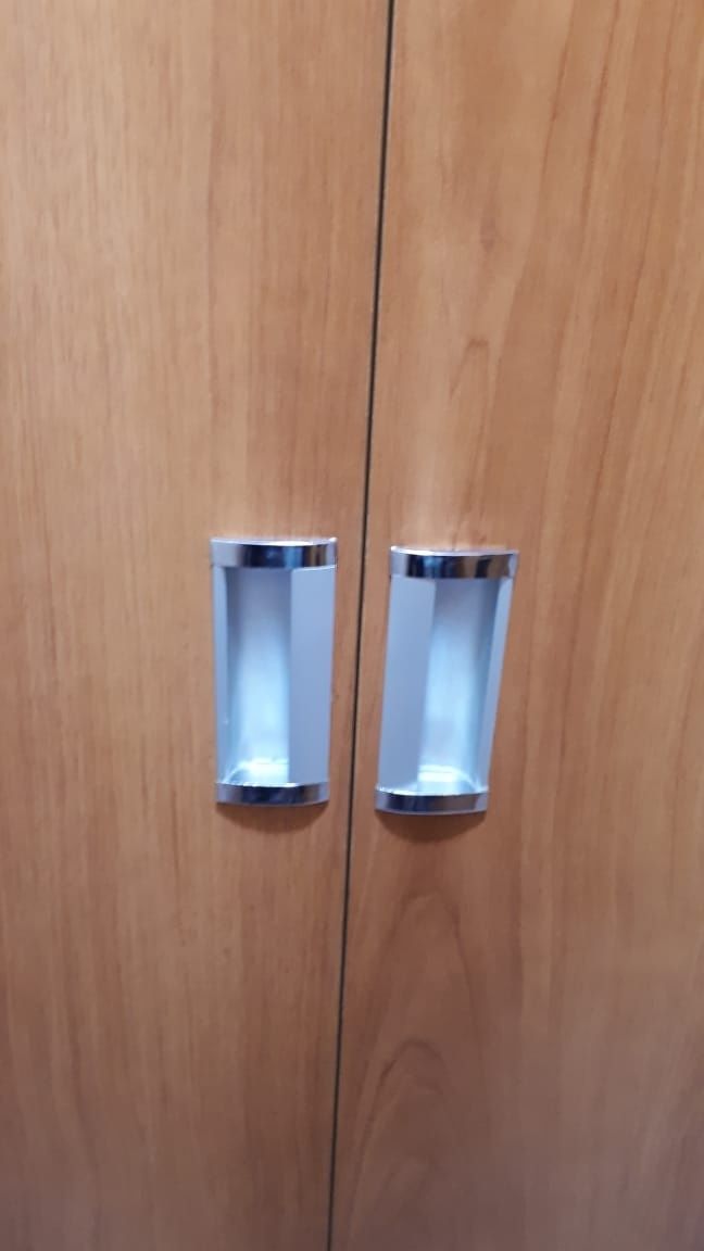 Продам  Прихожую