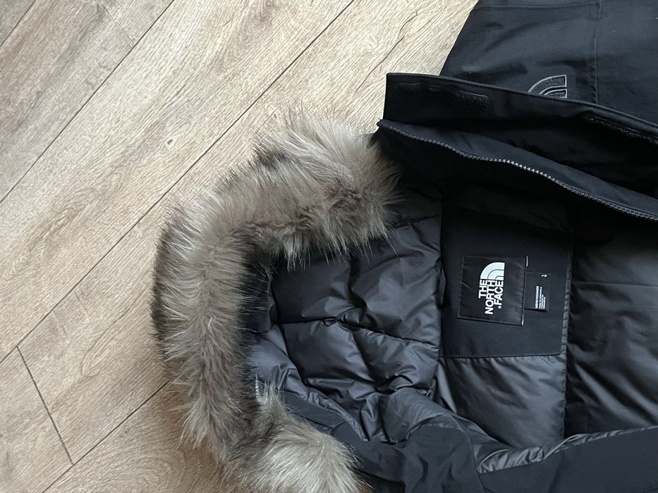 The North Face : Arctic Parka - НОВО яке с дефект размер Л / Оригинал