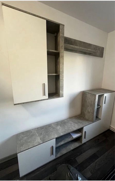 Vand mobila sufragerie