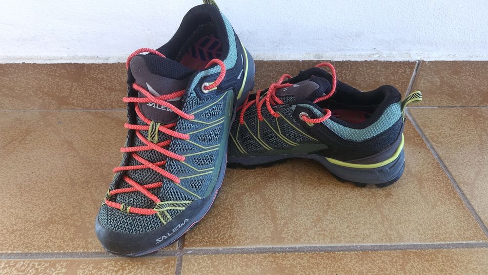 Vand ghete dama Salewa marimea 37