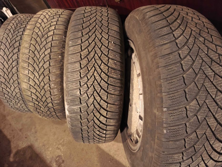 Джанти със зимни гуми 15" Mercedes