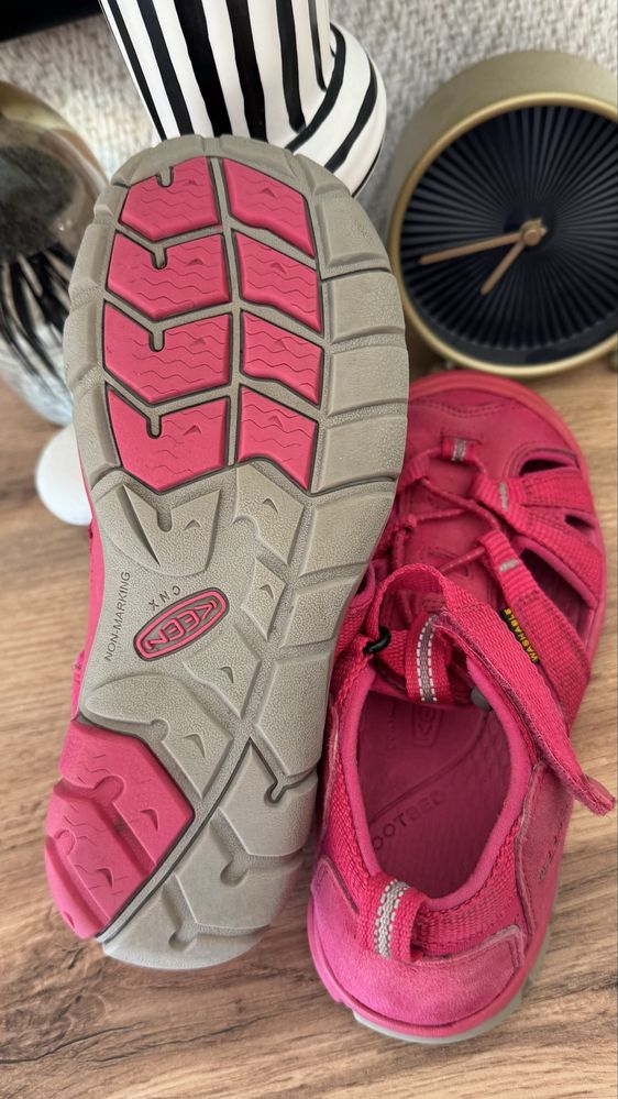 Детски Keen номер 34