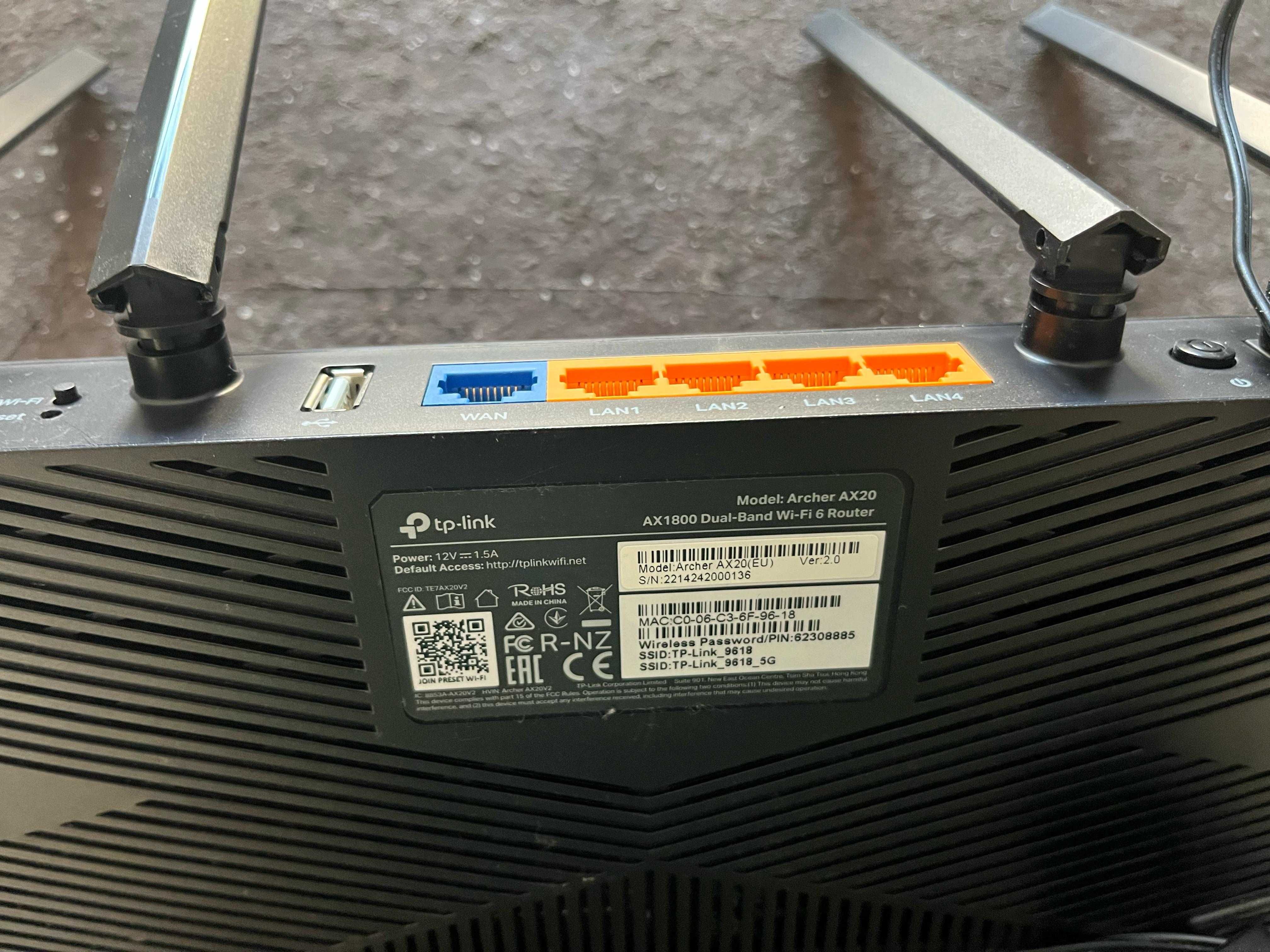 Vand routere wi-fi diferite