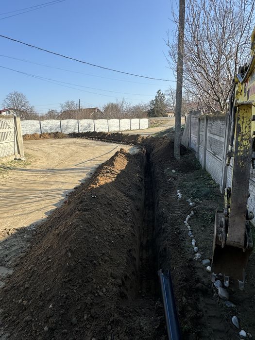 inchiriez miniexcavator, moloz moluz demolari nisip sort balast pamant