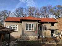 Агенция "Капитал Инвест" предлага за продажба къща в град Разград