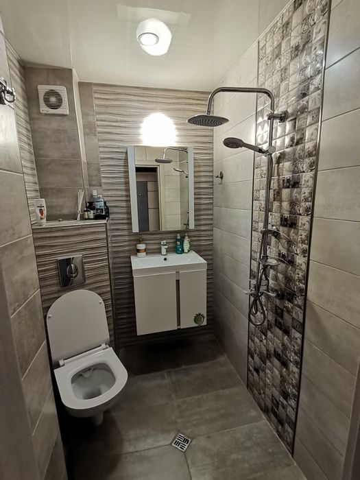 Дава се под наем Двустаен апартамент в Бургас, Възраждане - 80 кв.м за 370 € - Снимка #4