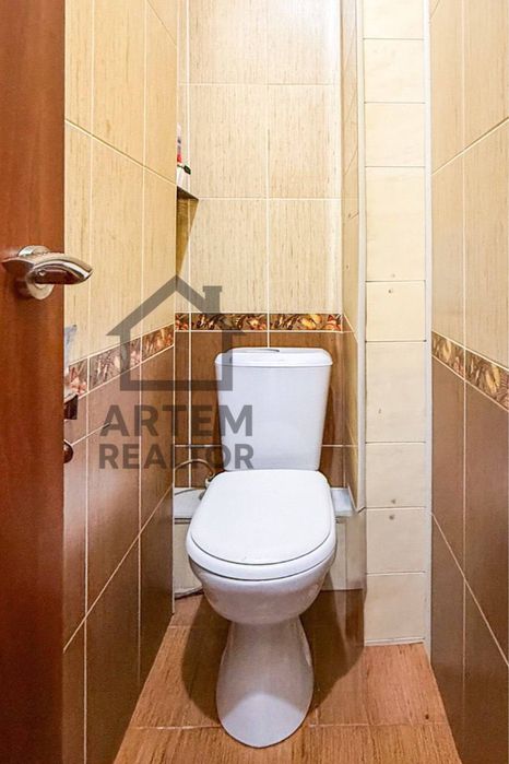 Срочно продам квартиру 62м2 ОТДЕЛЬНЫЙ ВХОД на Паркентском возле базара