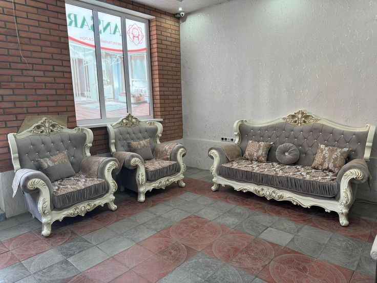 Реставрация и перетяжка изготовления мягкой мебели