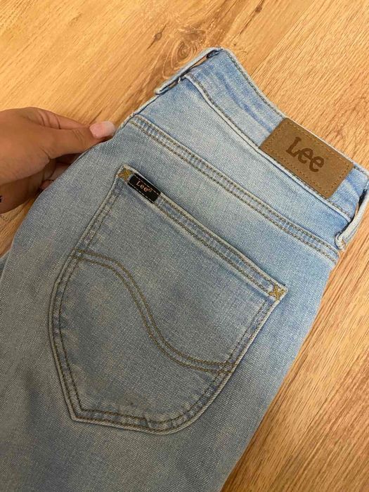 Маркови дънки тип чарлстон