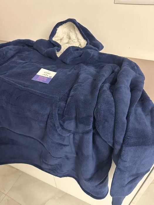 Топло зимно одеяло с ръкави и качулка Home Sweet