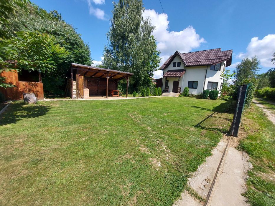 Inchiriez Cabana Valea Avrigului | Cabana 2 Mesteceni