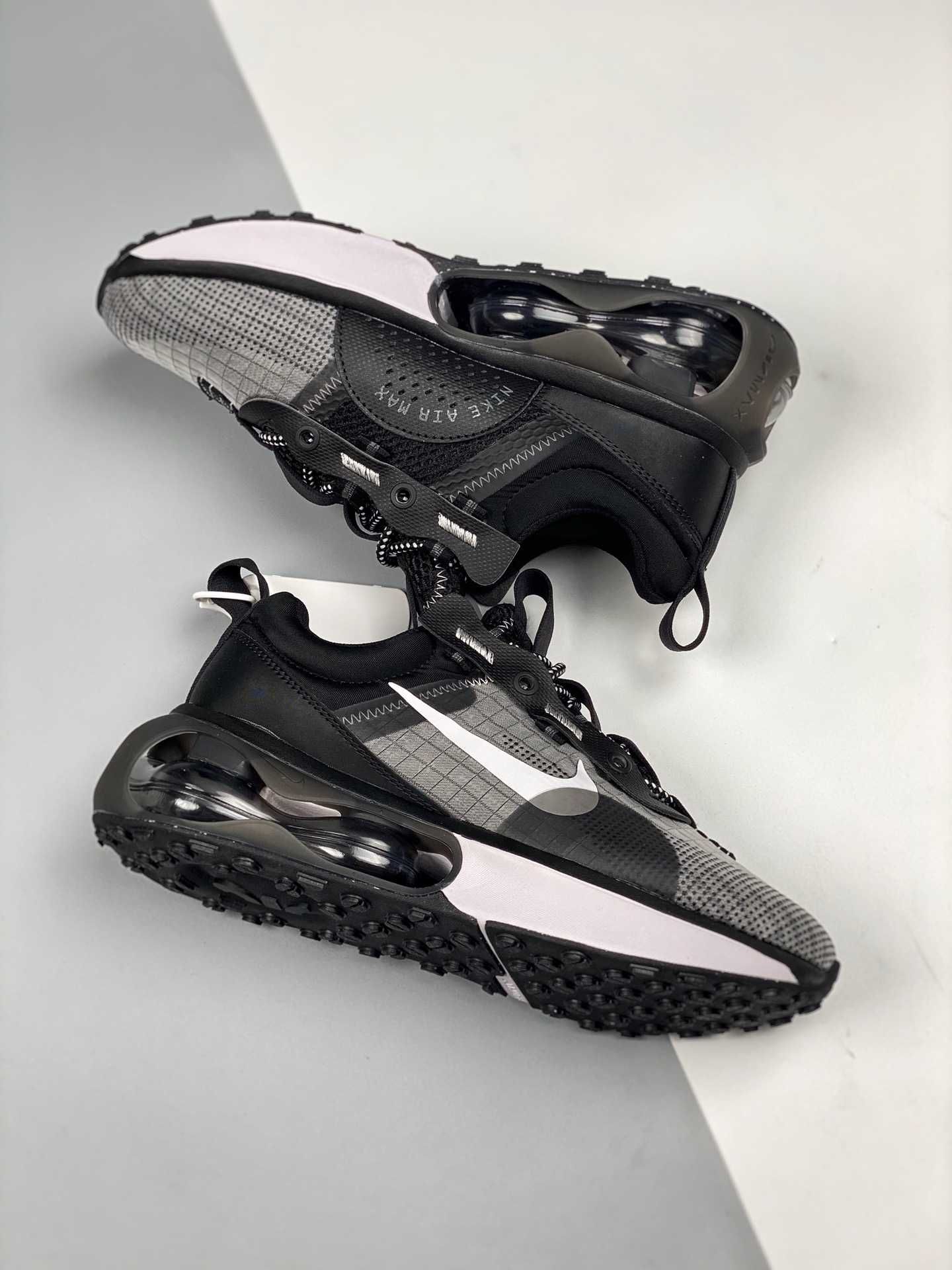 Обувки Nike / Air Max 270 ' Black and White ' +КУТИЯ