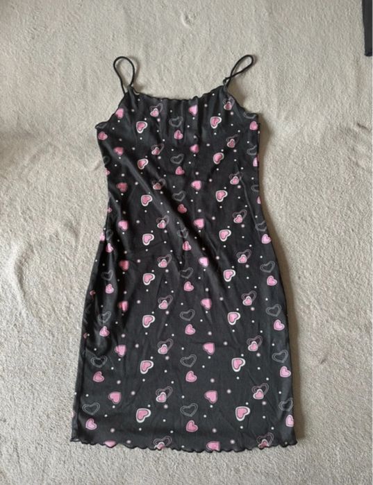 Rochie scurta, neagra cu inimioare