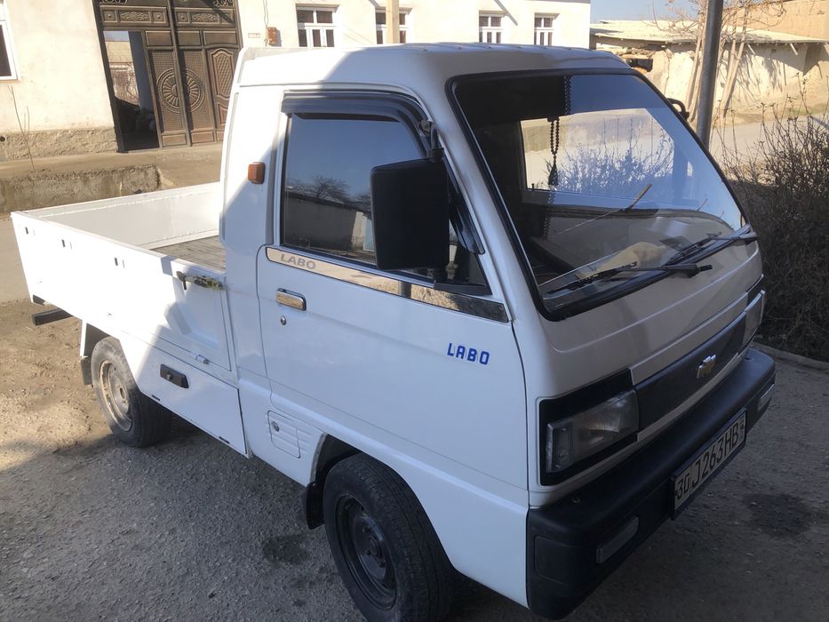 Damas labo sotiladi faqat naxga. Hujjat bort tent qilingan