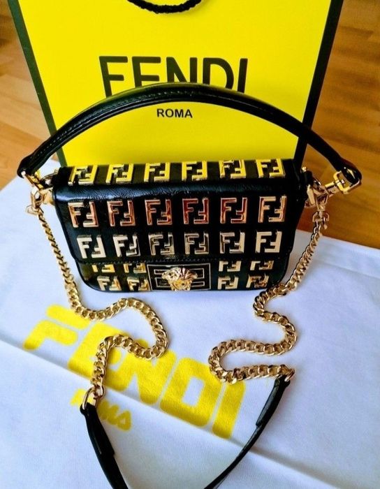 Geanta piele naturala/logo metalic, saculet, factura, eticheta, card