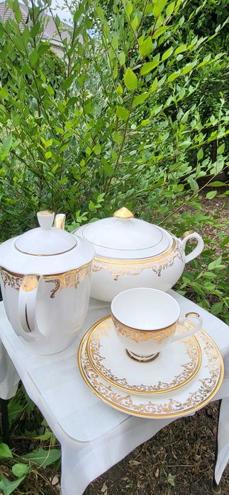 Сервиз чайно-столовый