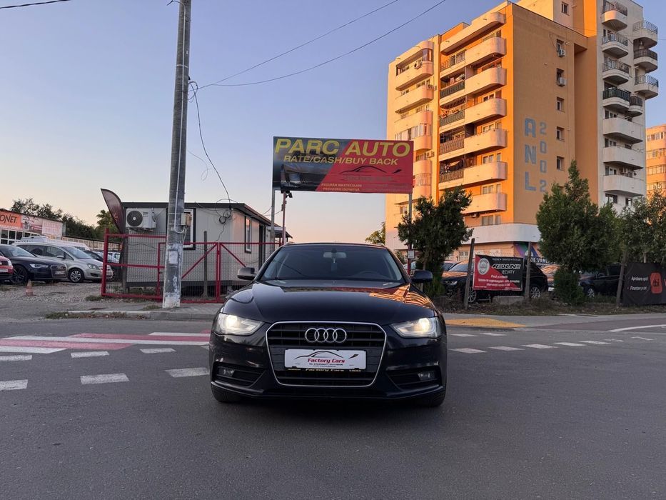 Audi A4 B 8 An 2914 Motor 2.0 Diesel Xenon Led NAVI Mare Facelift PDC Comp Col