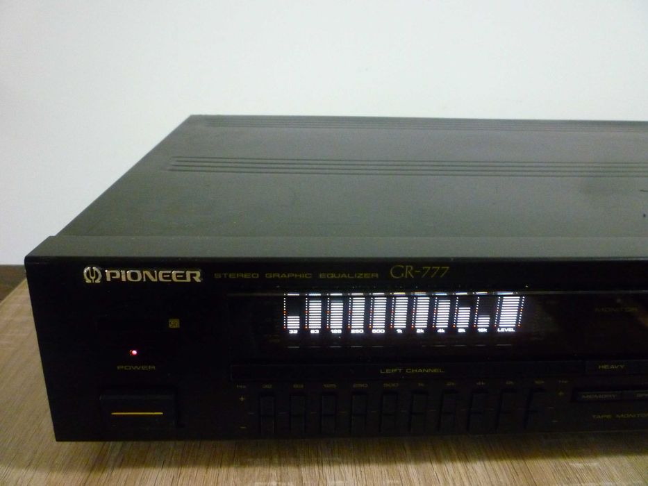 eq pioneer   gr-777
