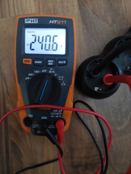 Multimetru digital HT211,aparat de masura functional