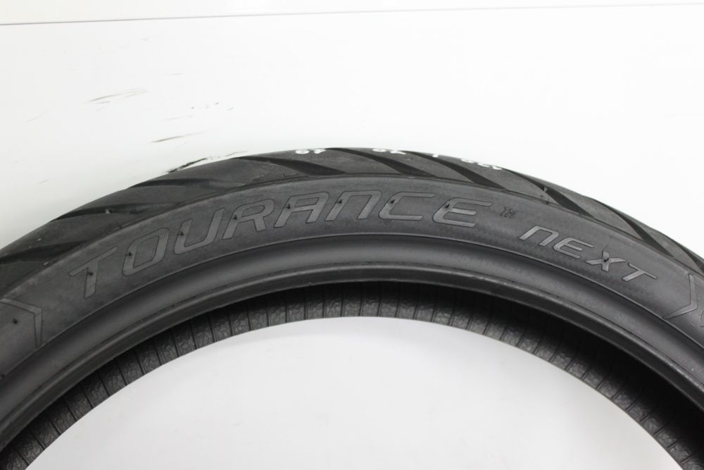 120/70-19 Мото гума Metzeler