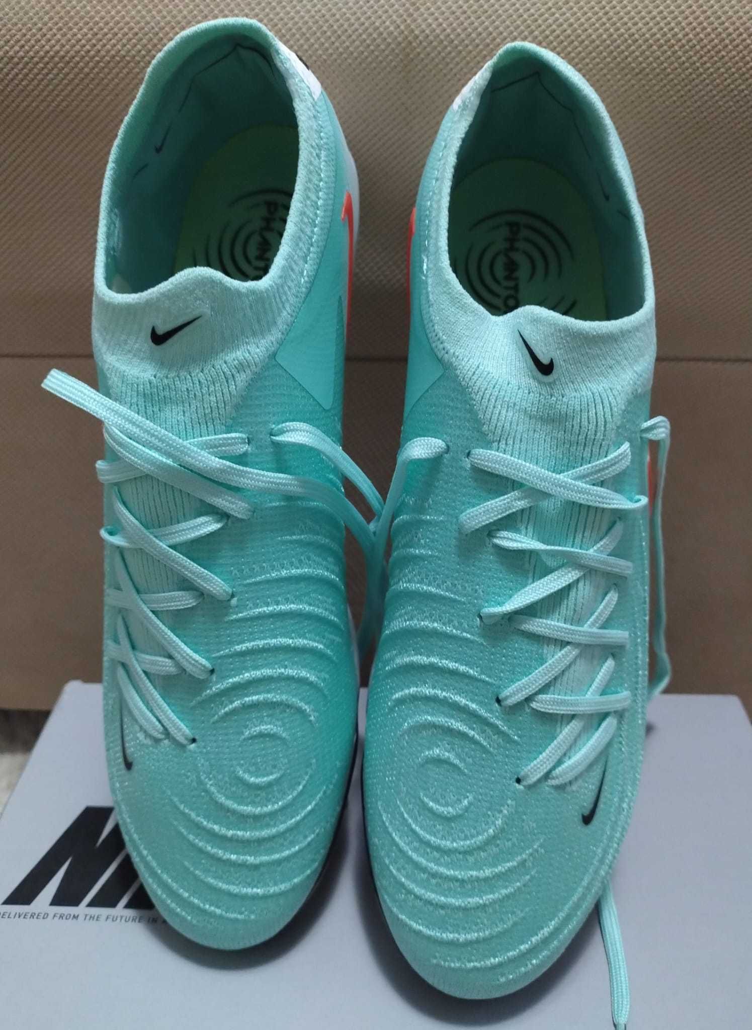 Ghete fotbal Nike Phantom Luna Elitee
