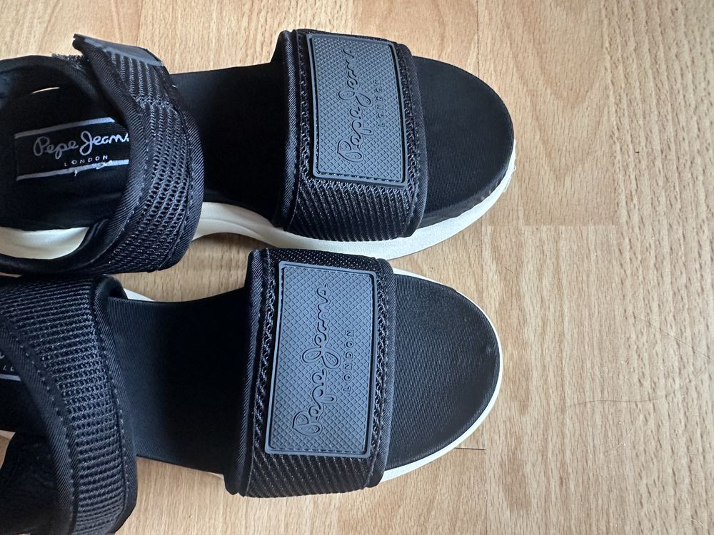 Черно спортни сандали Pepe Jeans