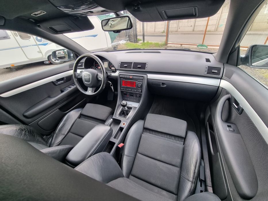 Audi A4 B7 break S-Line Bi-Xenon 2.0 fsi 170cp impecabil Import German