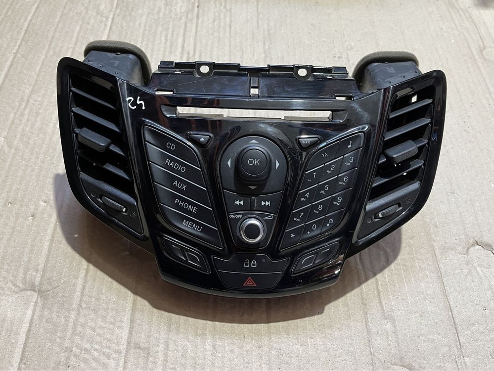 Consola radio / Butoane radio Ford Fiesta MK7