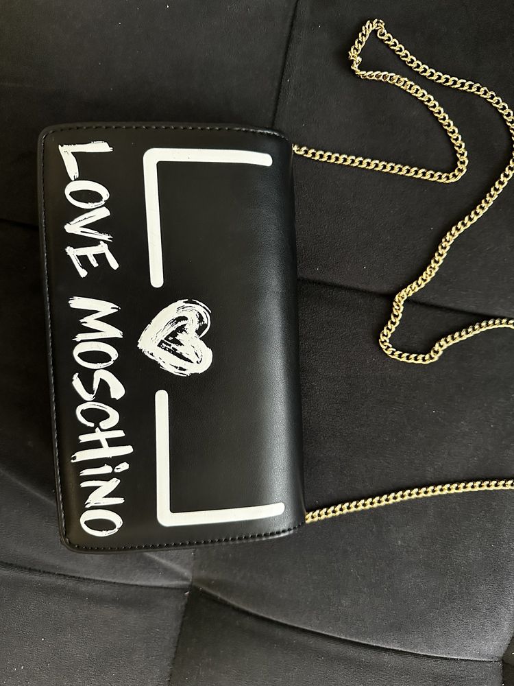 чанта - Love Moschino НОВА