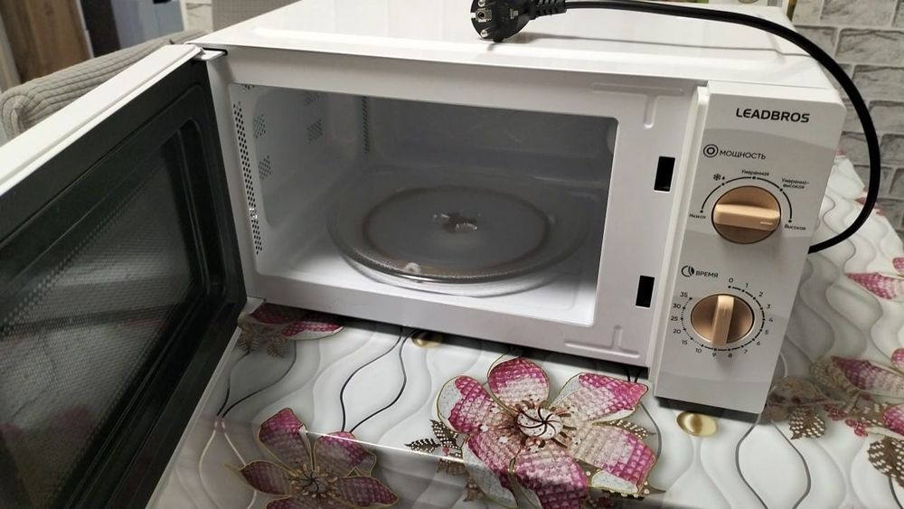 Микровалновка в отличном состоянии