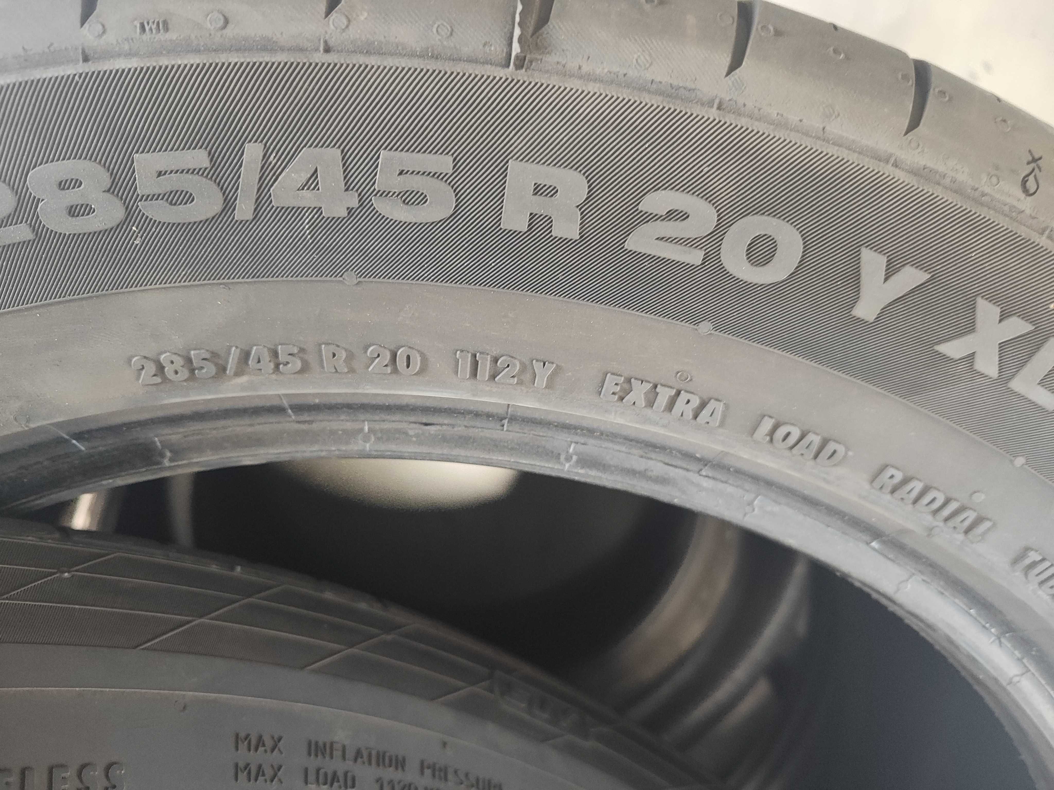 2бр.зимни гуми 285/45/20 Continental