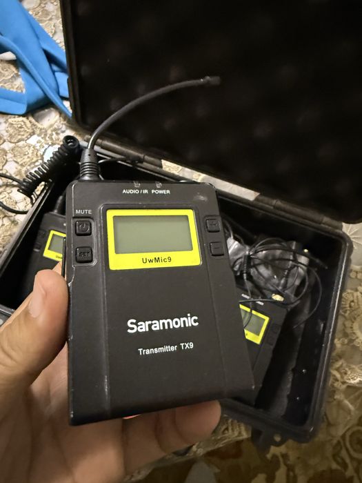 Saramonic UwMic9 радиопетличный комплект