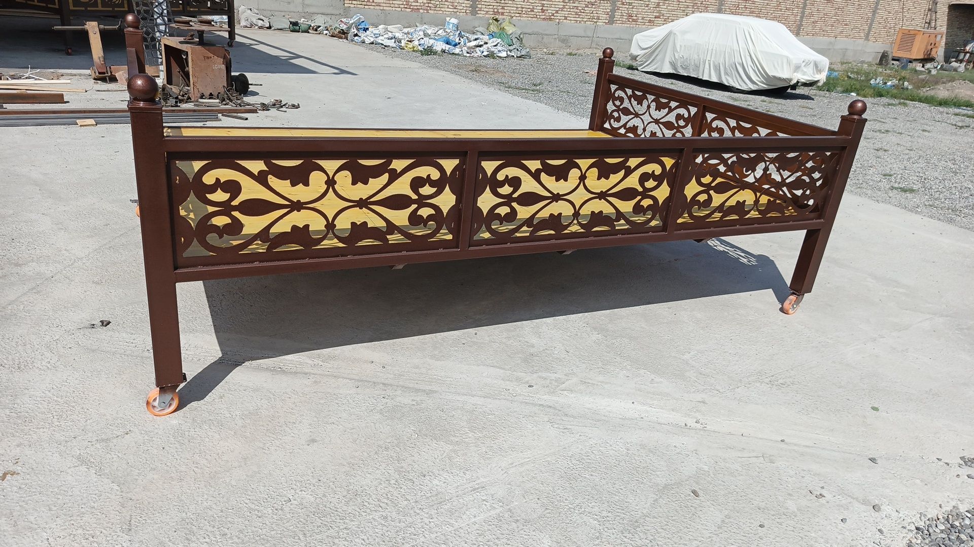 Kravat Soʻri kachila tapchan