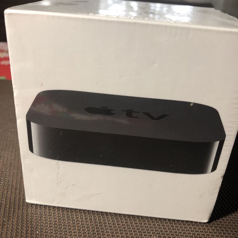 Vand Apple Tv nou,sigilat, pret bun