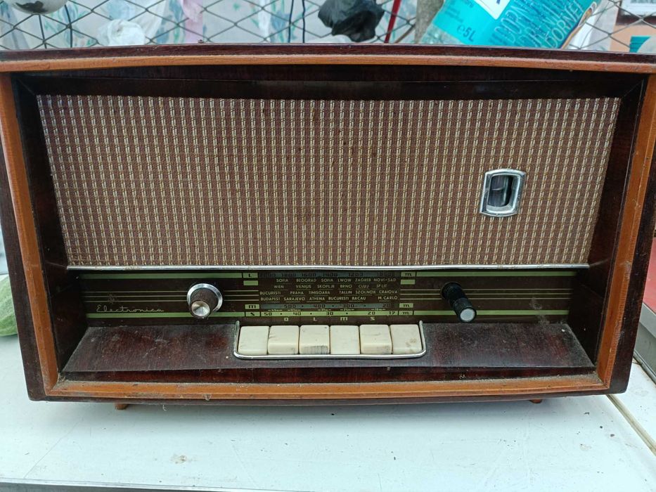 Radio vechi de colectie Carmen 3