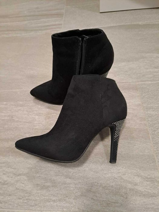 Vand botine elegante