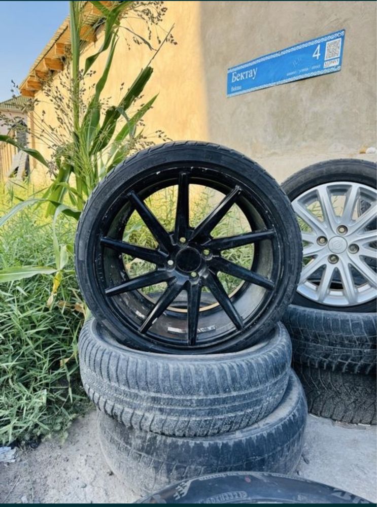 Продам диск р17 срочно!