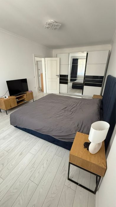 Închiriez apartament nou 2 camere, zona ISU, disponibil 16 decembrie