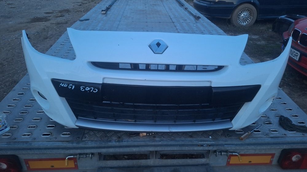 Bara fata renault clio 3 1.2 mpi Radiatoare ventilator faruri Oglinzi