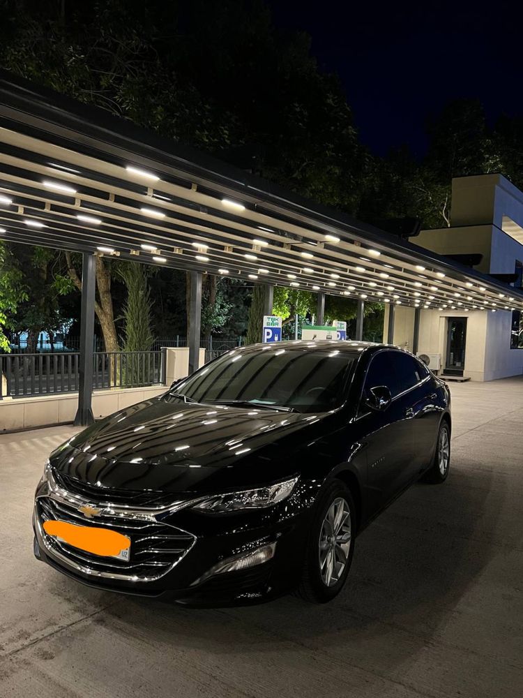 Продаю Malibu Premier 2.0 turbo.