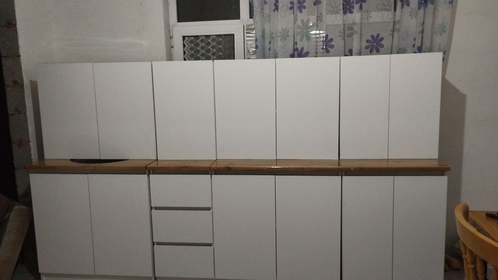 Кухонный гарнитур  новый