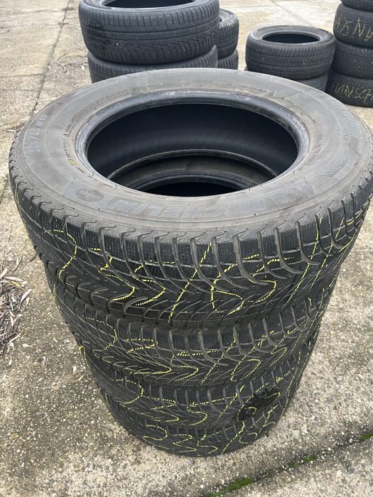 set 4 anvelope iarna michelin 235 65 17