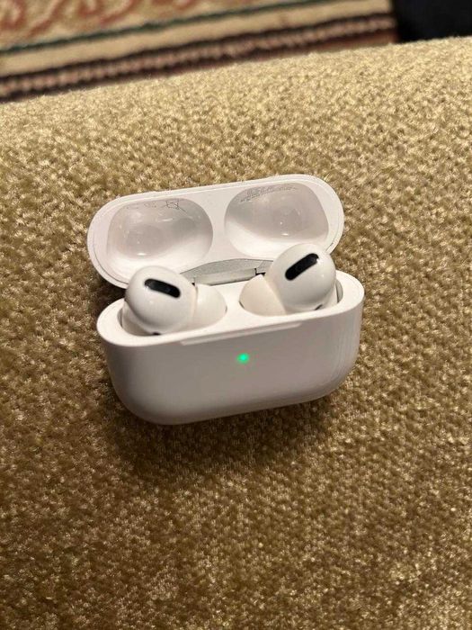 Продам Наушники AirPods Pro 2