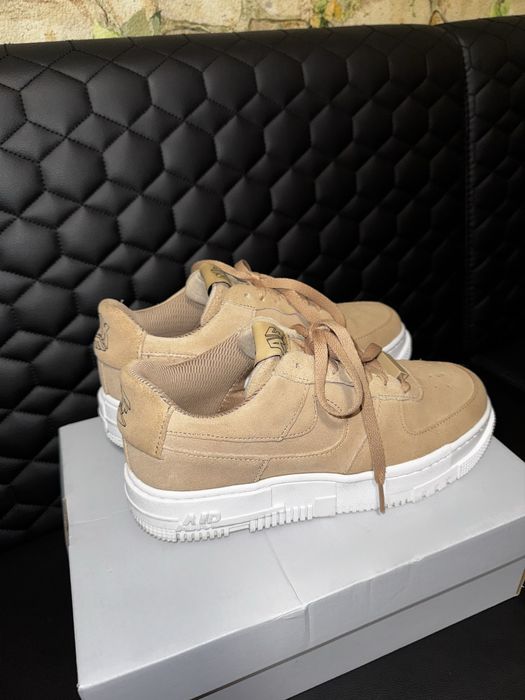 Adidasi Nike Air Force 1 Pixel Dama