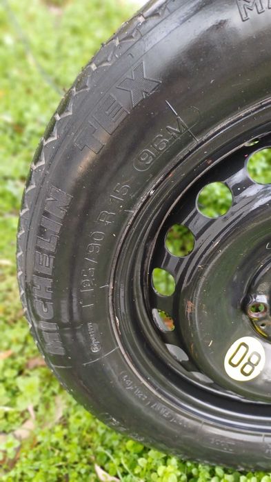 Резервна гума патерица 125/90/15