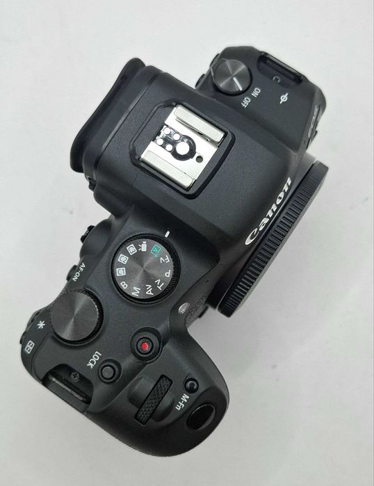 Canon R6 body sotiladi