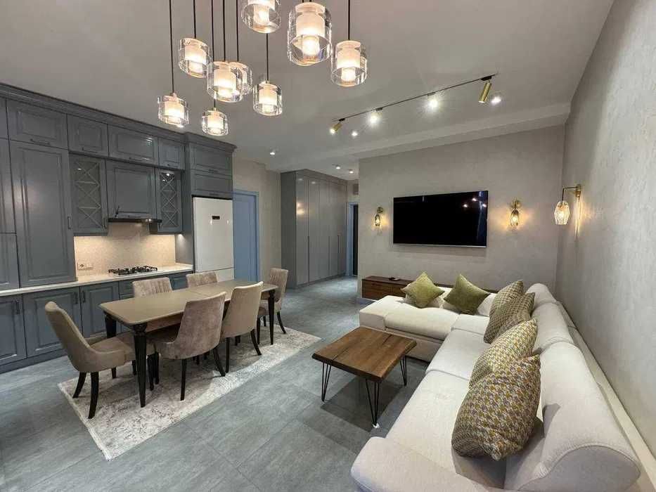 Maksim Gorky metro 2-room apartment in Mirzo-Ulugbek, Buyuk Ipak Yuli